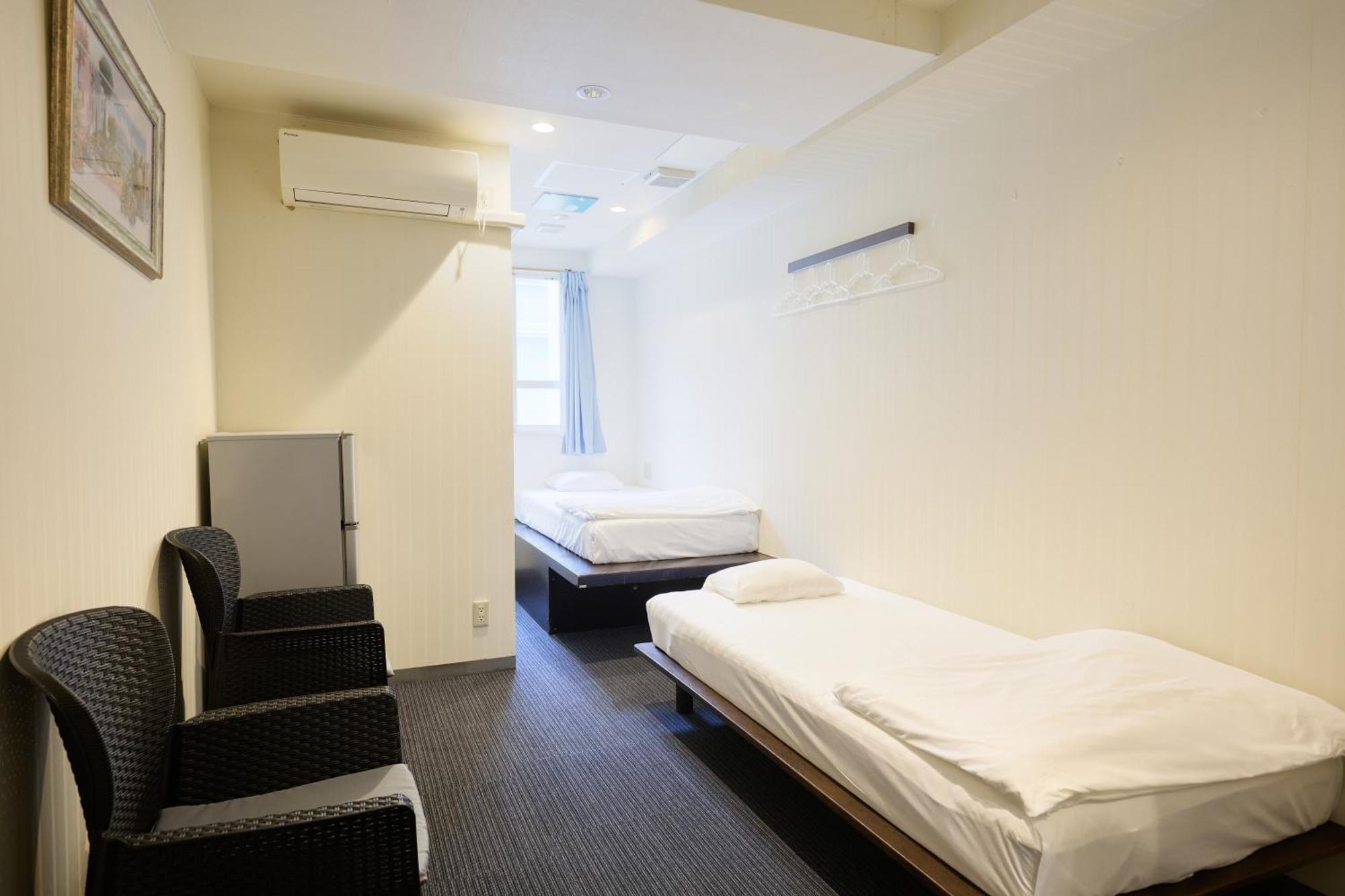 Guest House Grand Naha Esterno foto