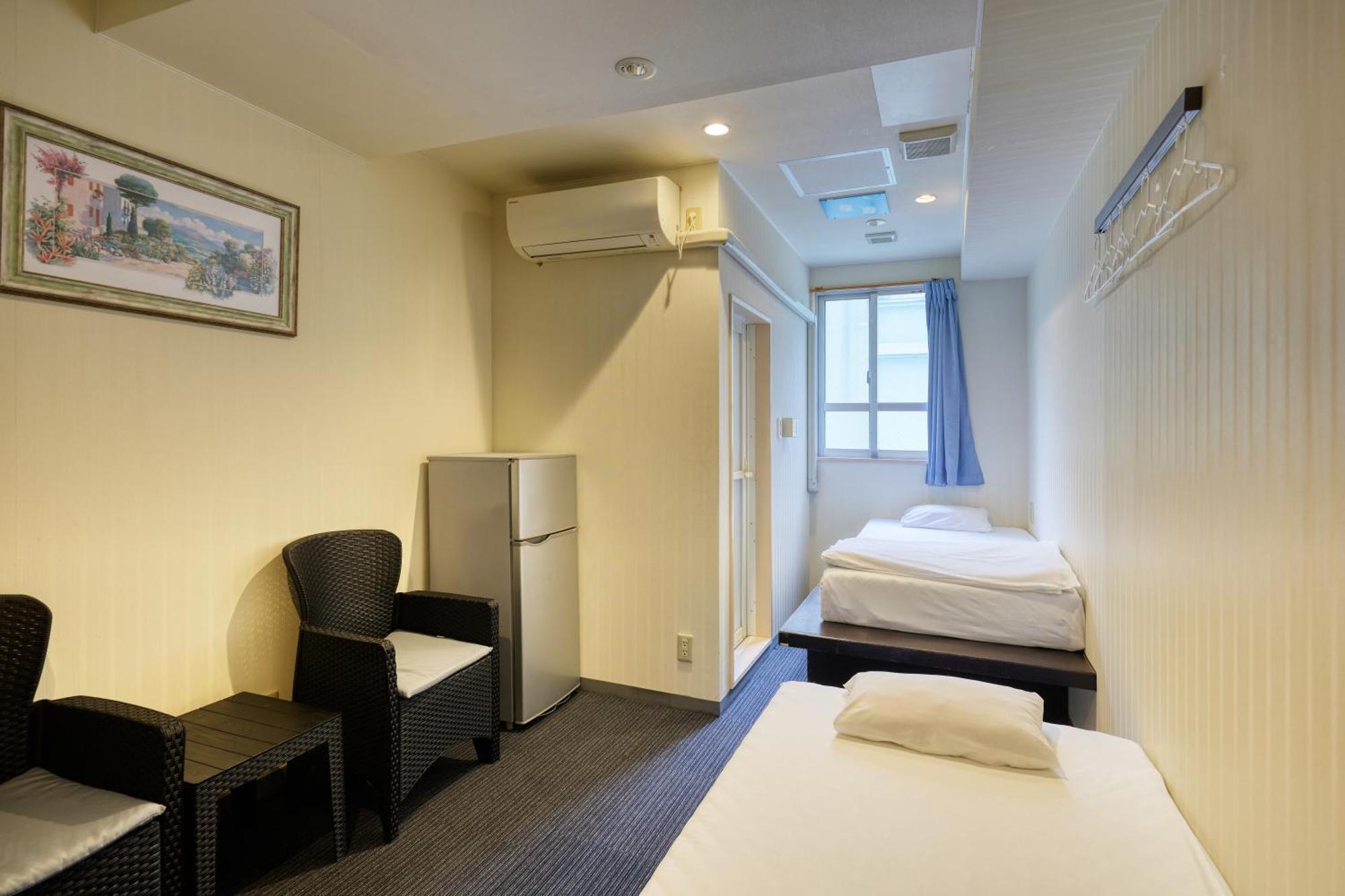 Guest House Grand Naha Esterno foto