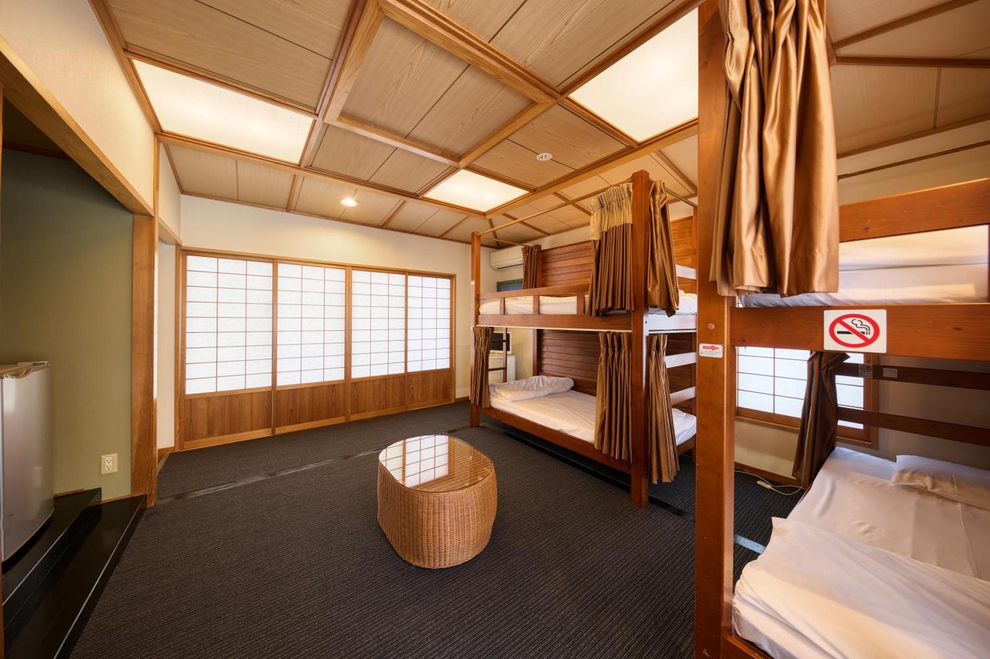 Guest House Grand Naha Esterno foto